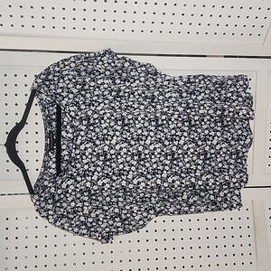 Banana Republic NEW Size Large Black White Pink Floral Short Sleeve
